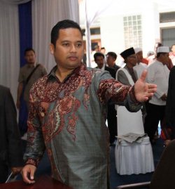 Walikota Tangerang, H. Arief R. Wismansyah (trb)